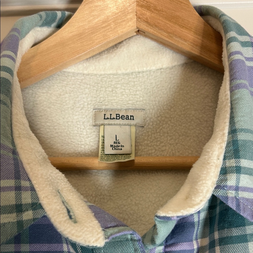 L.L. Bean Women's Fleece-Lined Flannel Plaid Shirt Jacket Size Large - Picture 3 of 14
